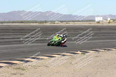 media/Jan-16-2026-CVMA Friday Practice (Fri) [[6f2bf47531]]/5-Racer 4-Trackday1/Session 2 (Bowl)/